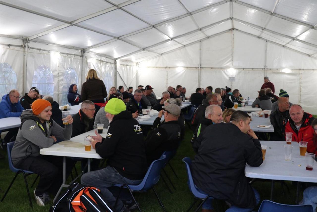 Intentsgp @ Isle Of Man Tt, Iomtt Douglas Exterior foto